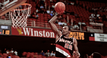 Where did Clyde Drexler go to college